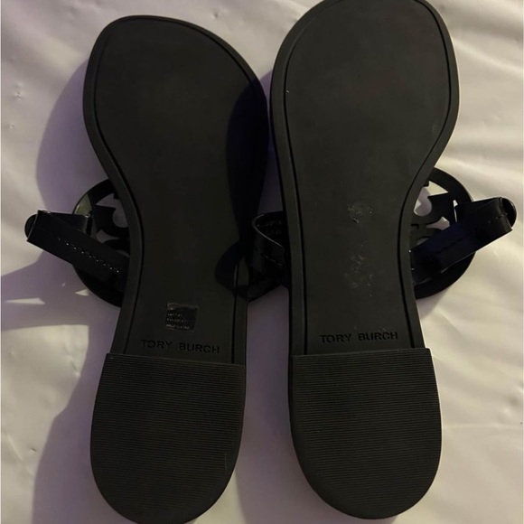 TORY BURCH PATENT MILLER SIZE 10 - Picture 2 of 3